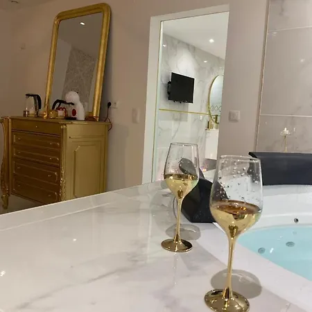 Golden Suites מונפלייה