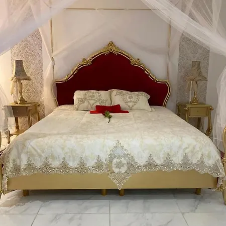 Golden Suites *